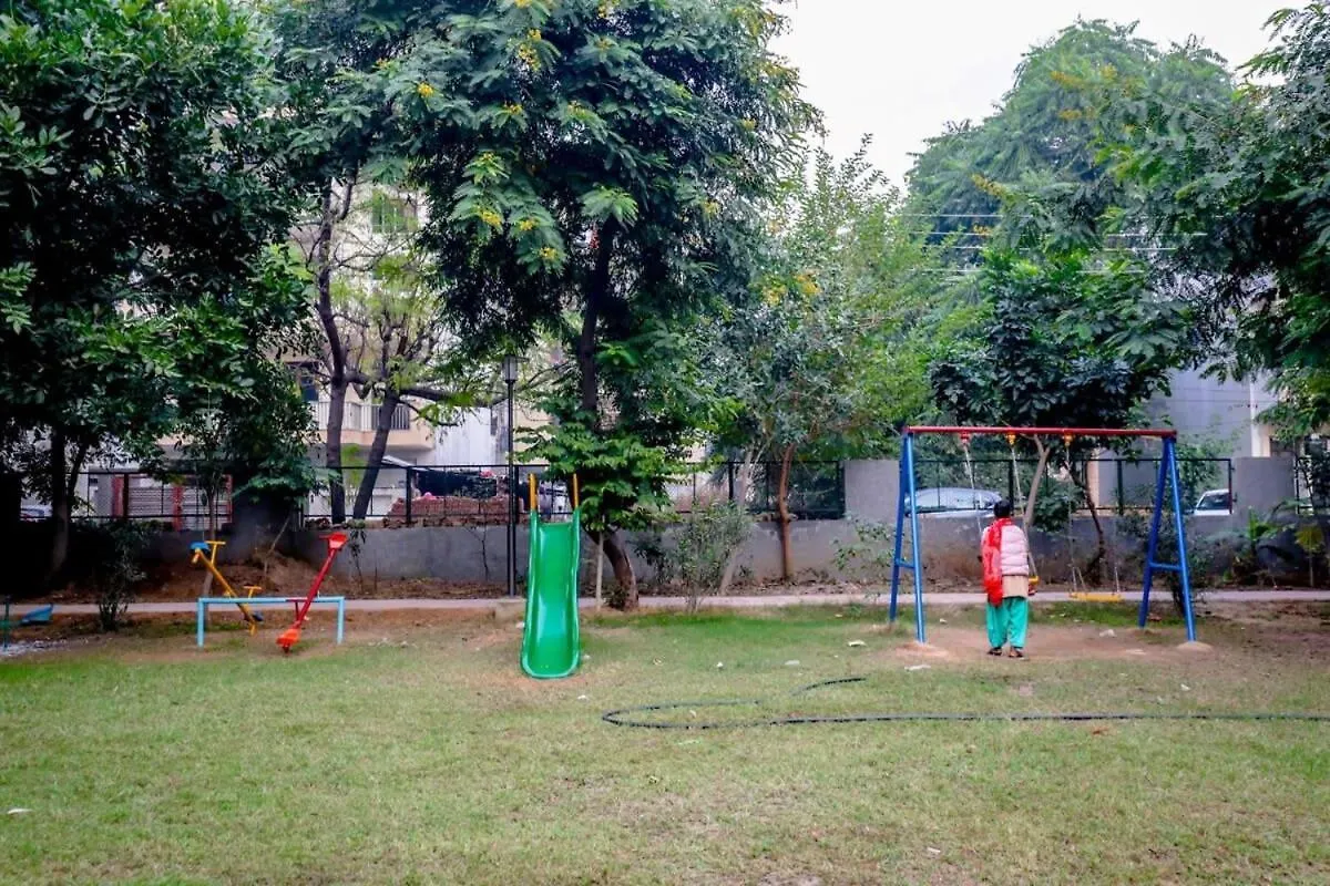 Parfait Street 2Bhk Service Apartment Near Fortis Gurgaon